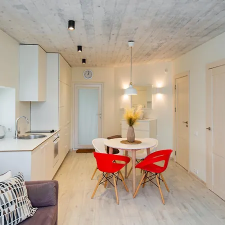 Zalia Kopa Apartamentai Salia Juros *