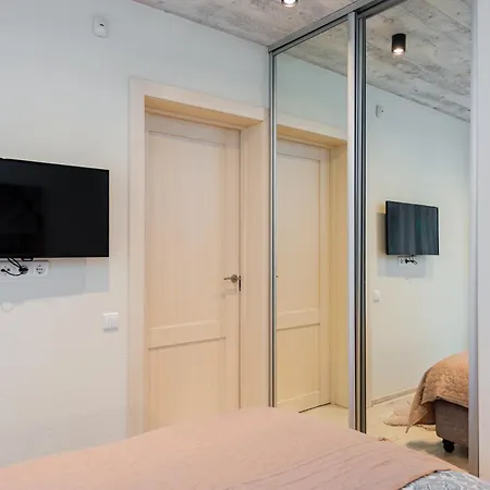 Zalia Kopa Apartamentai Salia Juros Palanga