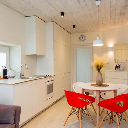 Zalia Kopa Apartamentai Salia Juros