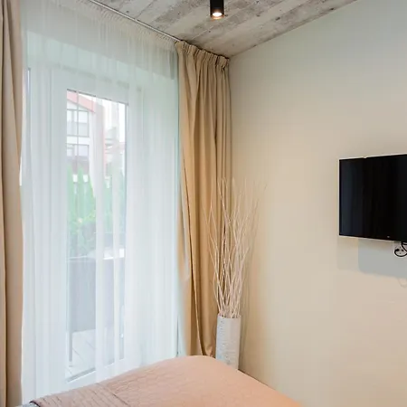 Zalia Kopa Apartamentai Salia Juros Apartamento *