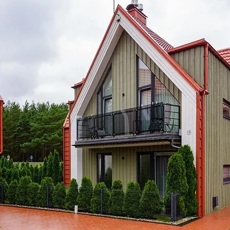 Zalia Kopa Kotedzas Su Kiemeliu 200 M Iki Juros Holiday home