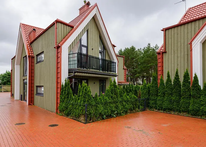 Zalia Kopa Apartamentai Salia Juros Palanga