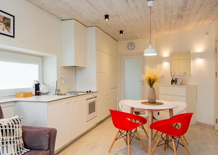 Zalia Kopa Apartamentai Salia Juros